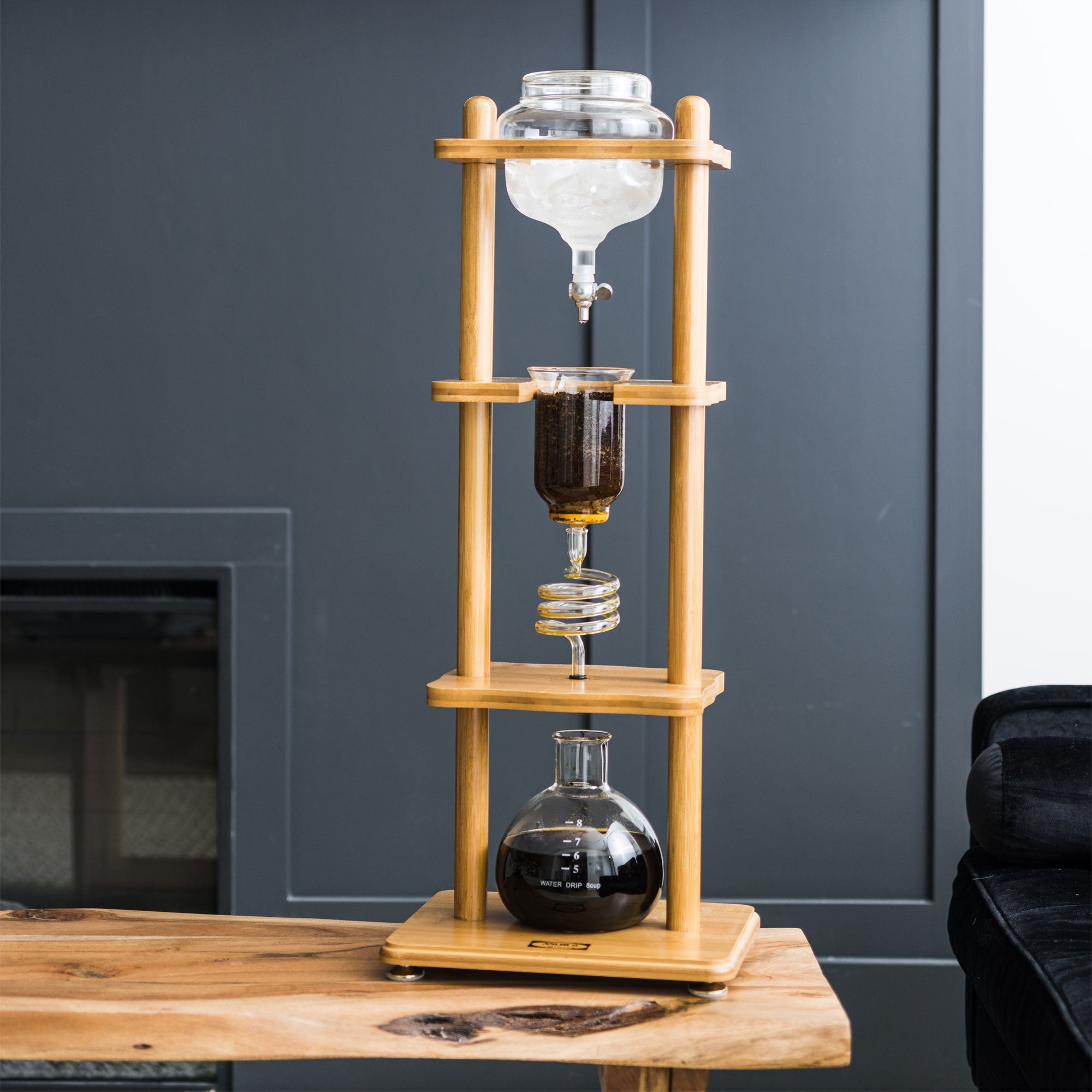 Yama Glass Cold Brew Tower – Bamboo Straight Frame – 6–8 Cup (32 oz)